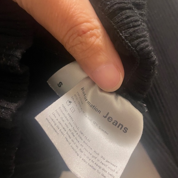 Excellent condition reformation sable top Small - Picture 7 of 7